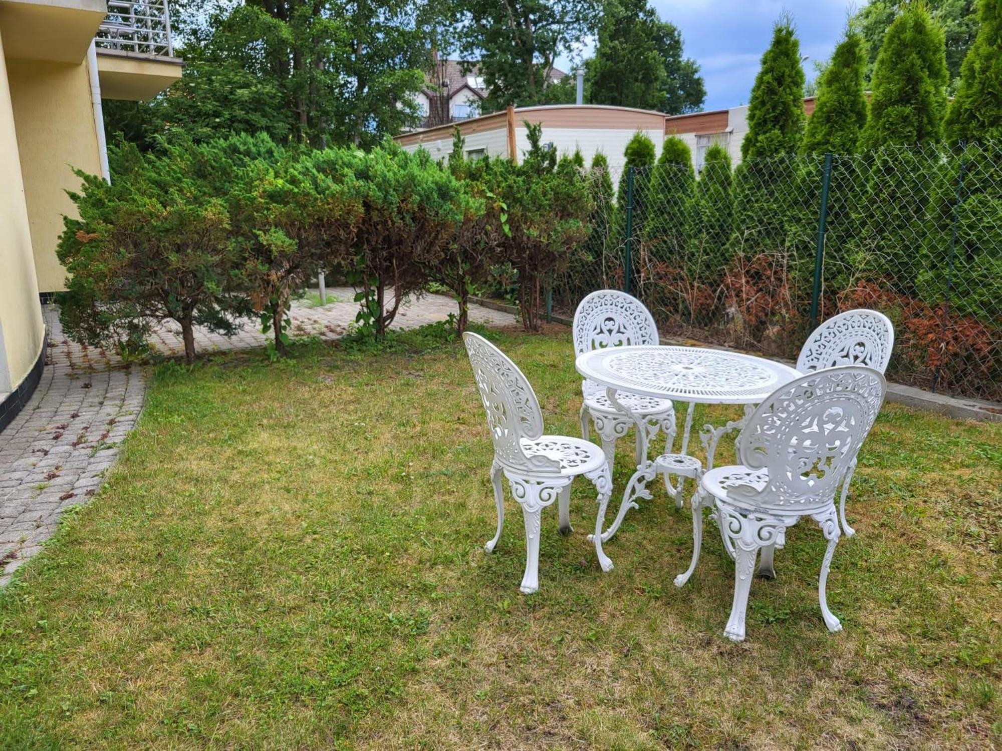 Pokoje Goscinne Akwatel Jastarnia Exterior foto